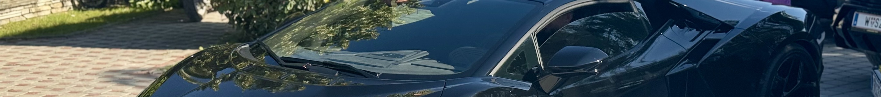 Lamborghini Revuelto