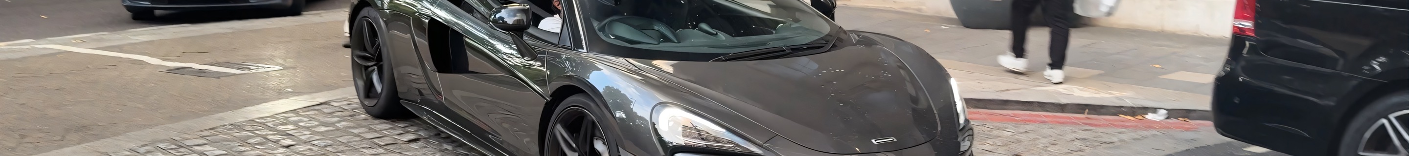 McLaren 570S