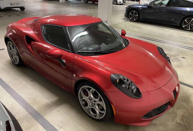Alfa Romeo 4C Coupé