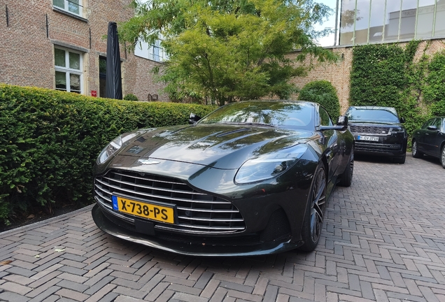 Aston Martin DB12