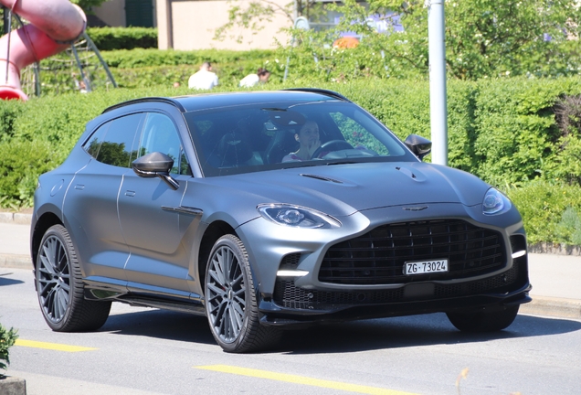 Aston Martin DBX707