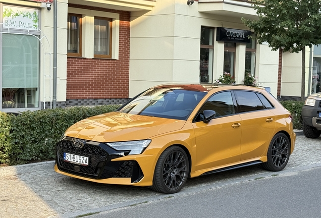 Audi RS3 Sportback 8Y 2025
