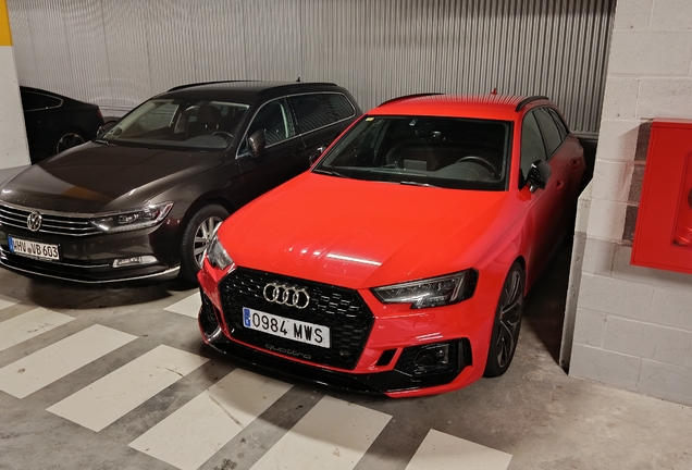 Audi RS4 Avant B9