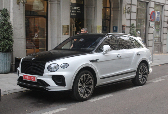 Bentley Bentayga Azure