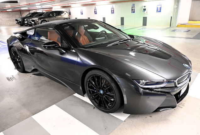 BMW i8 Roadster