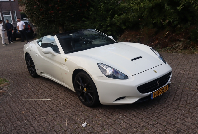 Ferrari California