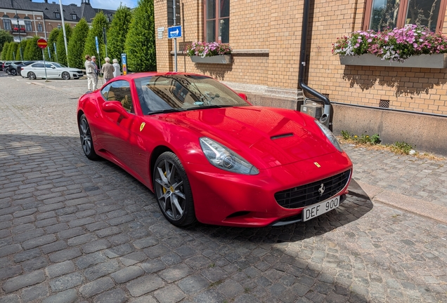 Ferrari California