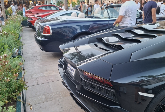Lamborghini Aventador S LP740-4