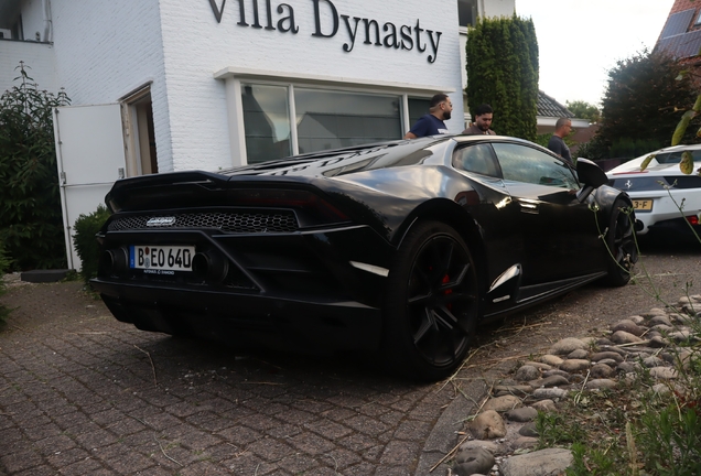 Lamborghini Huracán LP640-4 EVO
