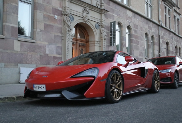McLaren 570GT