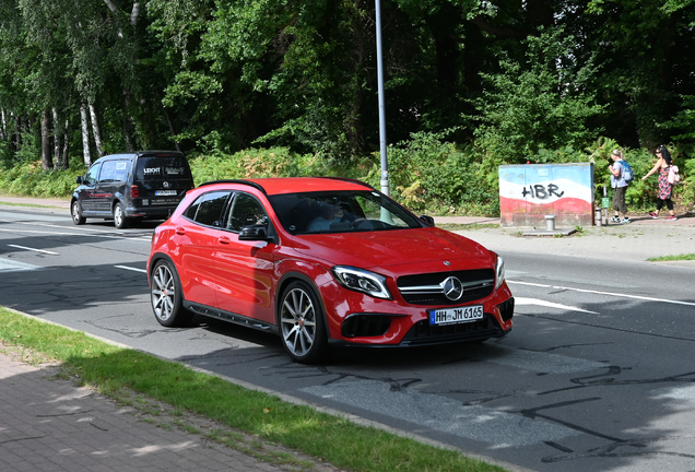 Mercedes-AMG GLA 45 X156 2017