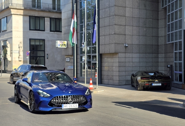 Mercedes-AMG GT 63 C192