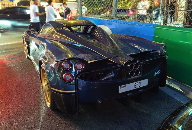 Pagani Huayra Roadster
