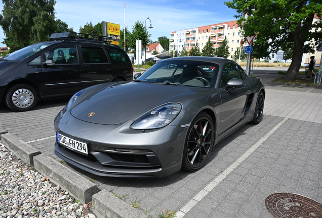 Porsche 718 Cayman GTS 4.0