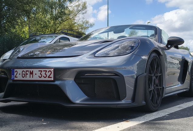 Porsche 718 Spyder RS Weissach Package