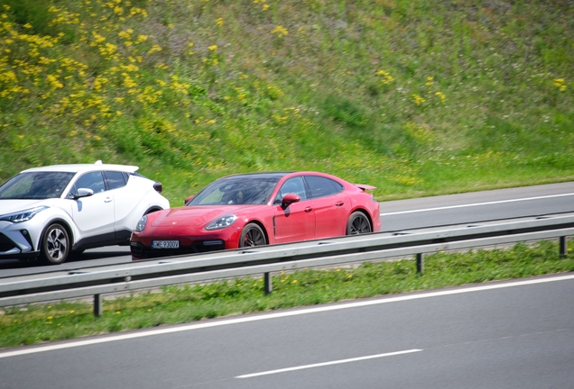 Porsche 971 Panamera GTS MkI