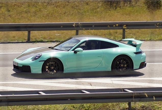 Porsche 992 Carrera 4 GTS MkII