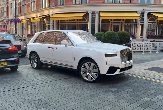 Rolls-Royce Cullinan Series II