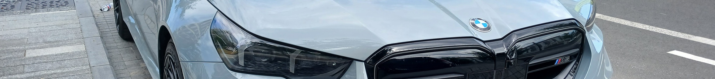 BMW M5 G90