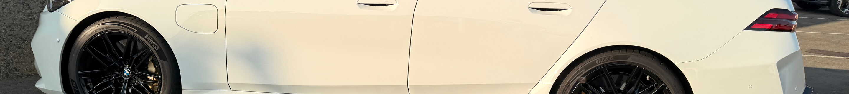 BMW M5 G90