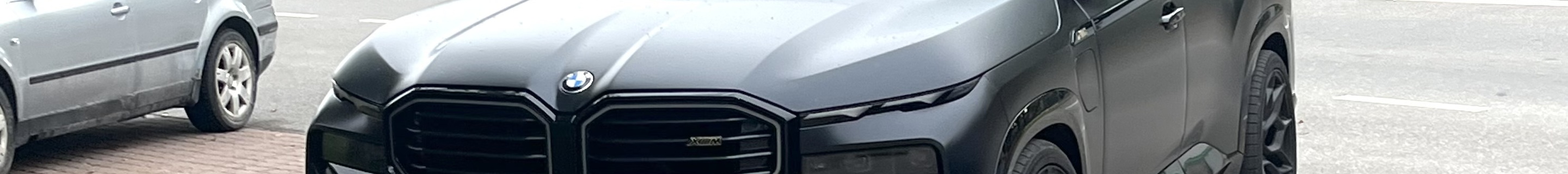 BMW XM G09