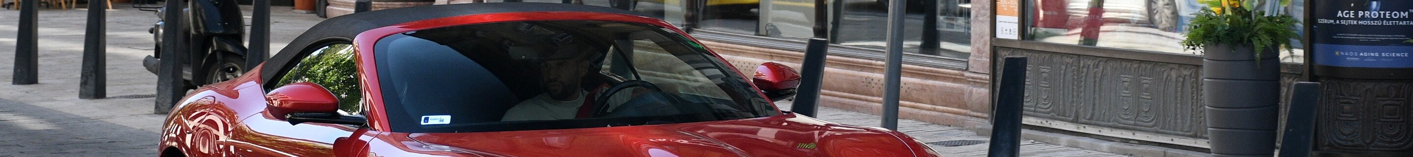 Ferrari Roma Spider