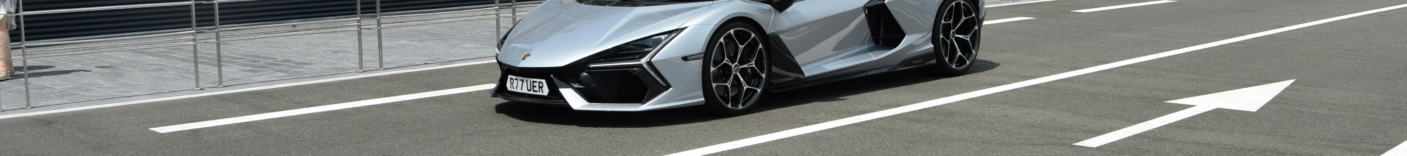 Lamborghini Revuelto
