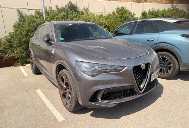 Alfa Romeo Stelvio Quadrifoglio 2023