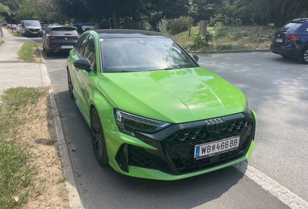Audi RS3 Sedan 8Y