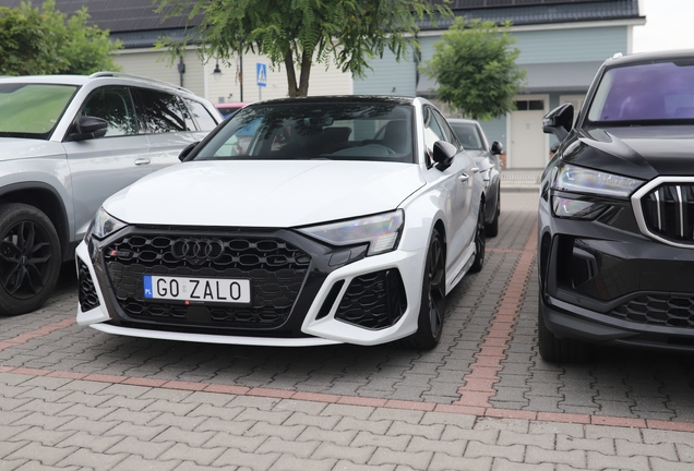 Audi RS3 Sedan 8Y