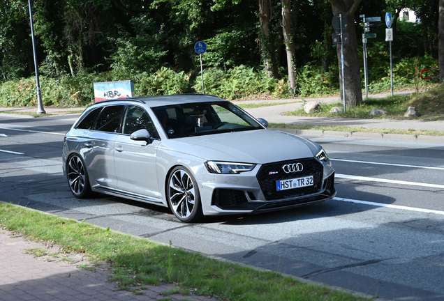 Audi RS4 Avant B9
