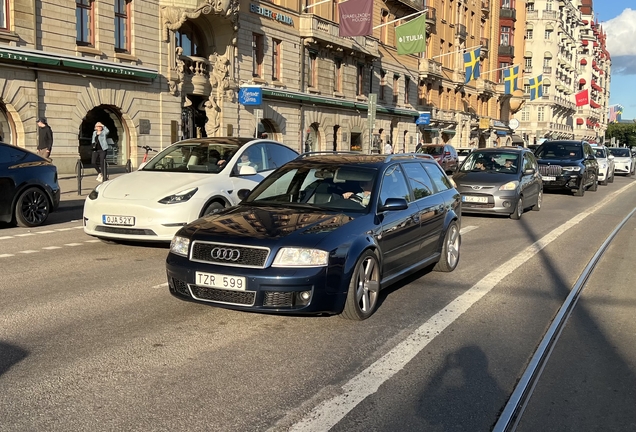 Audi RS6 Avant C5