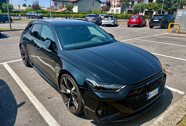 Audi RS6 Avant C8