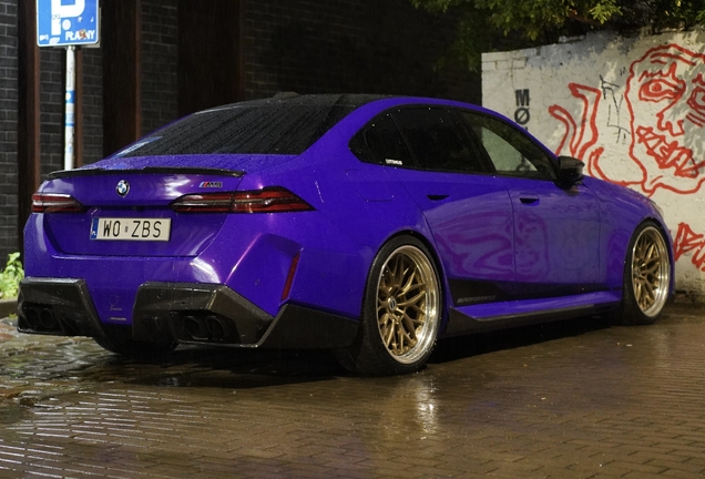 BMW M5 G90