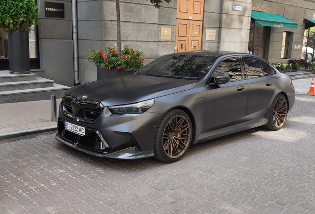 BMW M5 G90