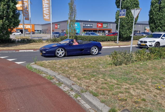 Ferrari F355 Spider