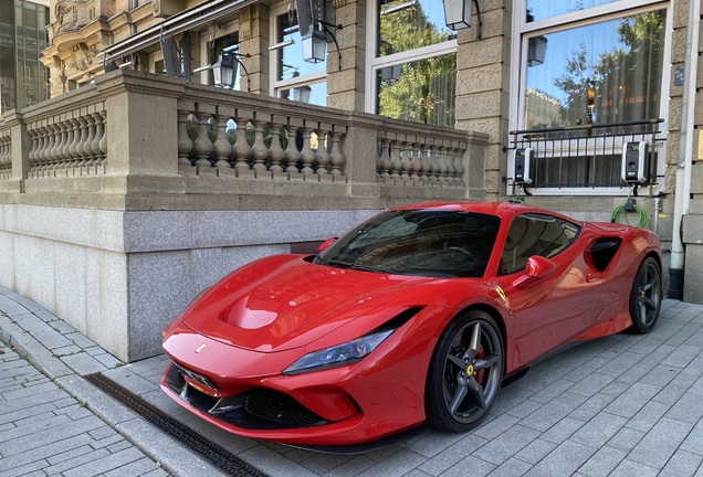 Ferrari F8 Tributo