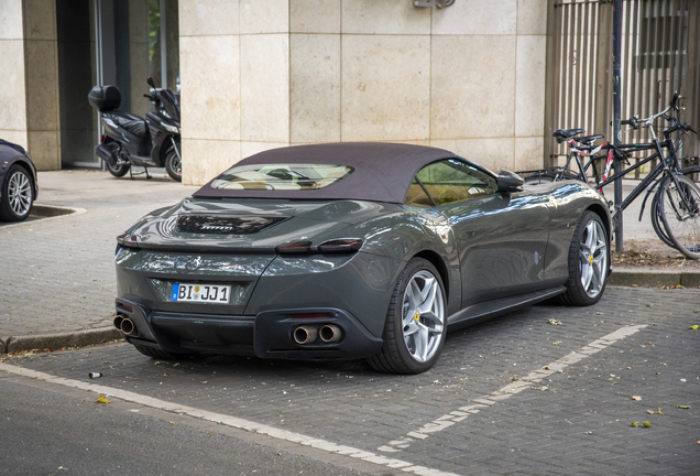 Ferrari Roma Spider