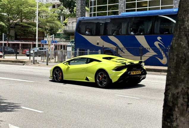 Lamborghini Huracán LP640-2 Tecnica