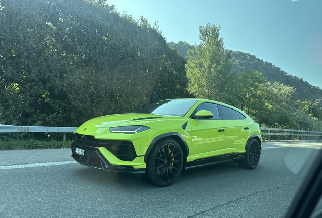 Lamborghini Urus Performante