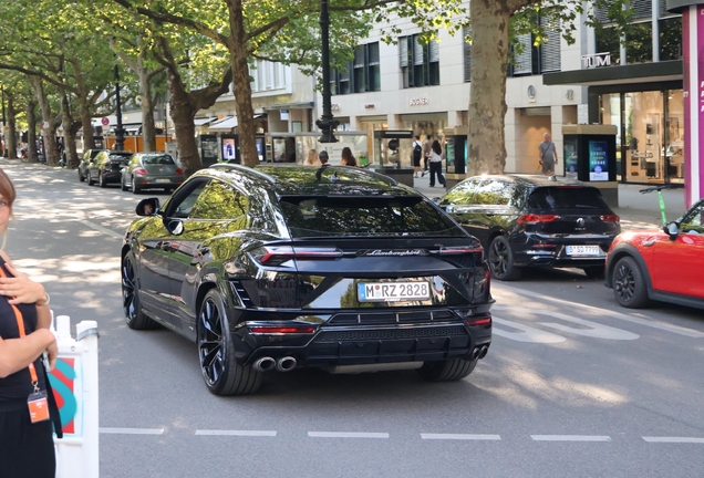 Lamborghini Urus S