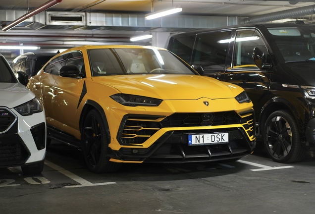 Lamborghini Urus Topcar Design