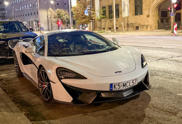 McLaren 570GT