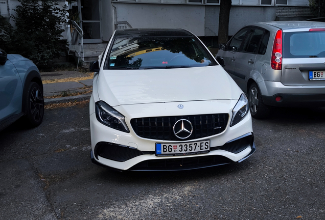 Mercedes-AMG A 45 W176 2015