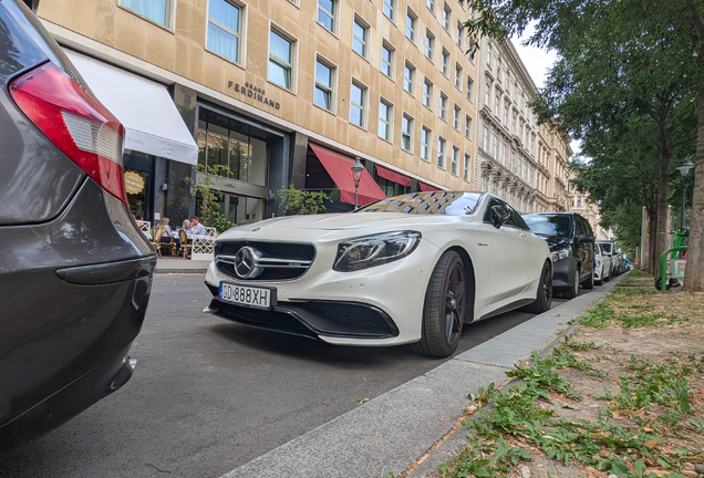 Mercedes-AMG S 63 Coupé C217