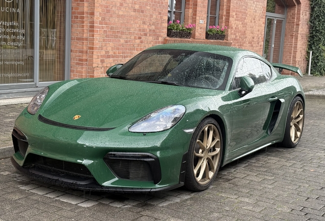 Porsche 718 Cayman GT4
