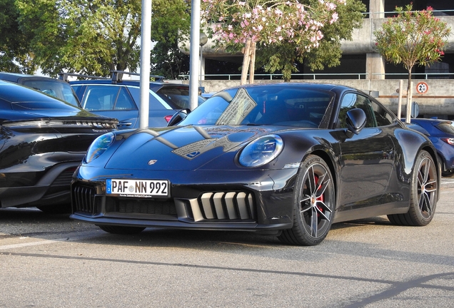 Porsche 992 Carrera 4 GTS MkII