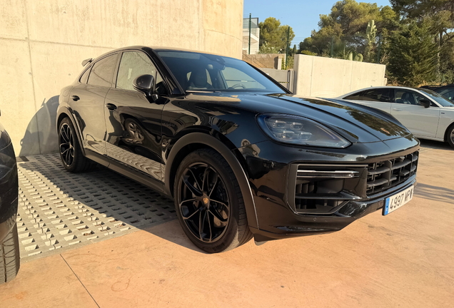 Porsche Cayenne Coupé Turbo E-Hybrid