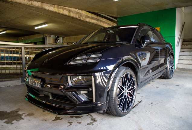 Porsche Macan EV Turbo