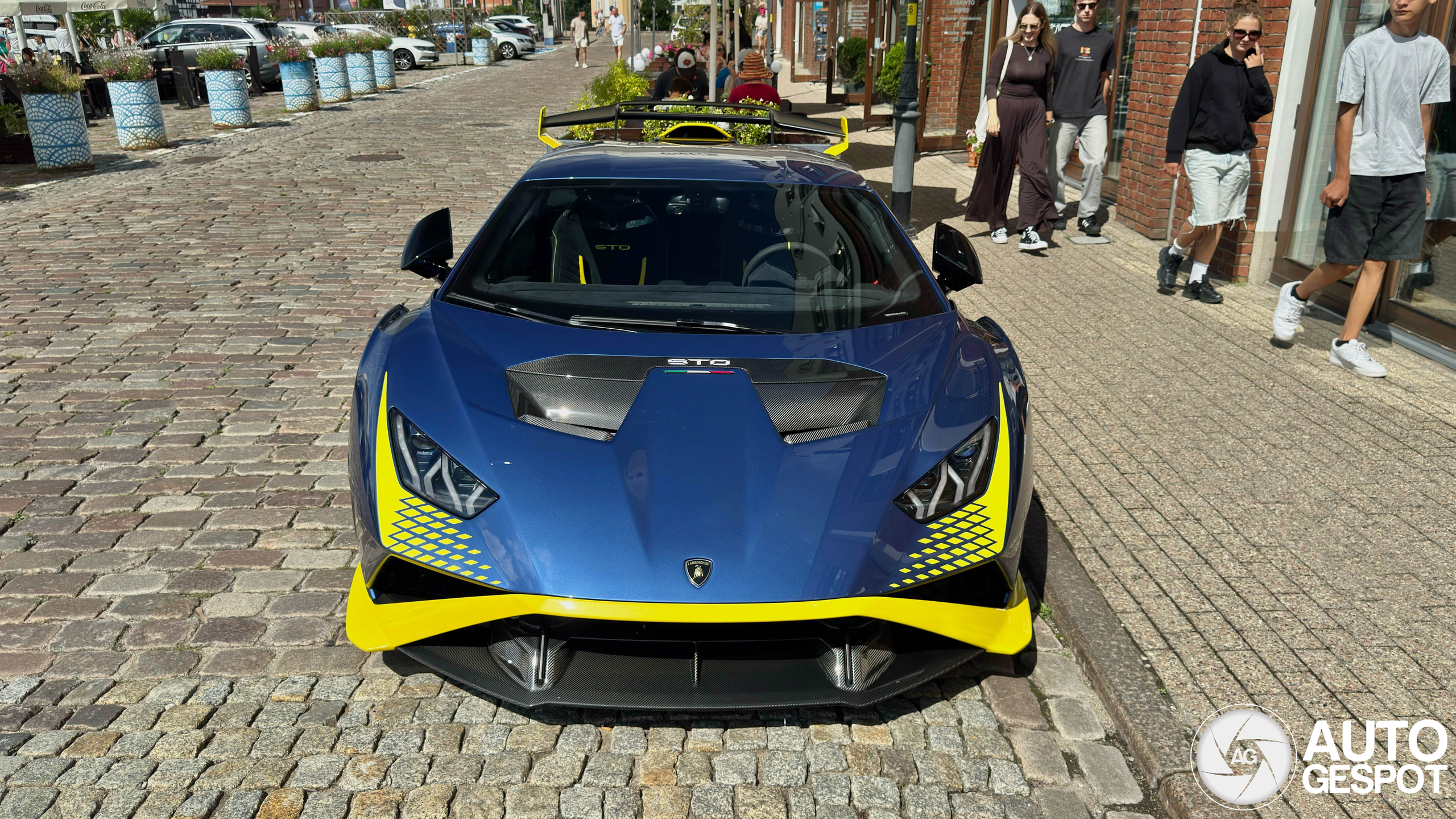 Lamborghini Huracán LP640-2 STO
